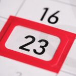 calendrier-avec-date-marquee-en-rouge