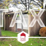 Quels Avantages Offre Une SCI à L'IS Pour La Location Meublée maison-moderne-avec-symbole-fiscal-en-surimpression