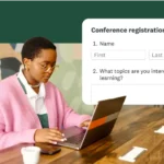 Comment Faire Une Inscription Au Journal Officiel En Toute Simplicité personne-remplissant-un-formulaire-en-ligne-simple