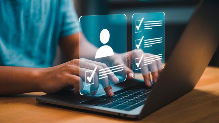 Comment S&rsquo;inscrire et Gérer Son Statut d&rsquo;Auto-Entrepreneur sur Gouv Fr