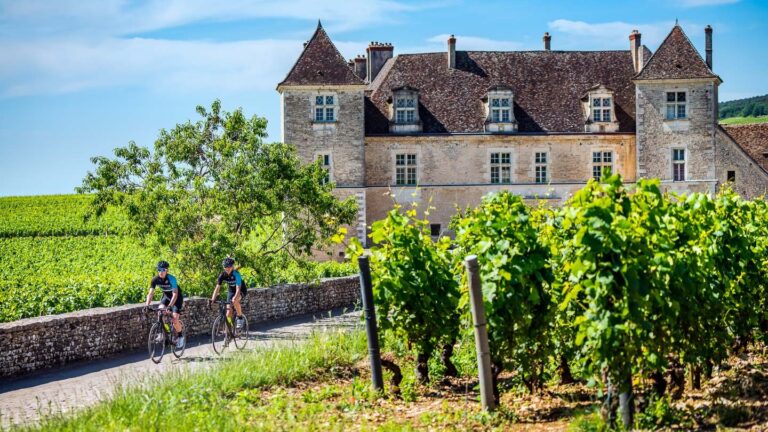 Que recommande-t-on au Clos de la Source pour un séjour idéal